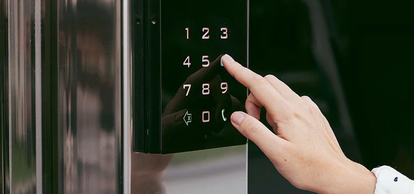 Business Locksmith Solutions in Oak Park, CA